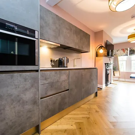 Dragon Villas Luxury Apart Hotel Harrogate *