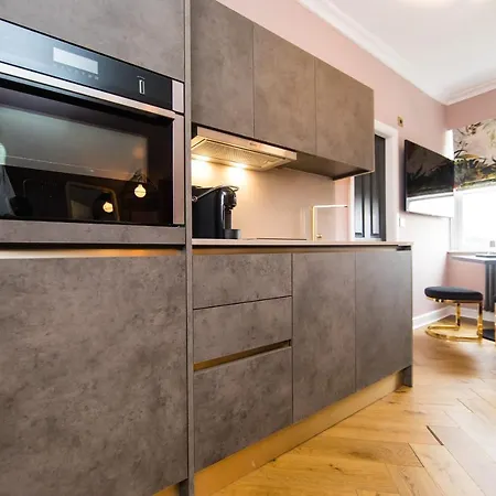 Dragon Villas Luxury Apart Hotel Harrogate