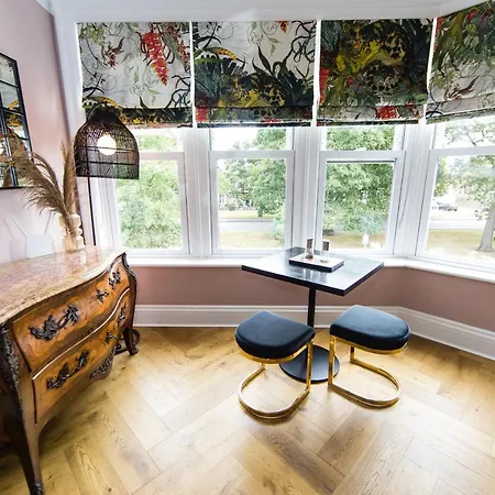 Dragon Villas Luxury Apart Hotel Harrogate