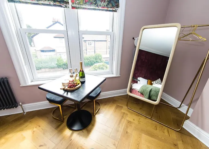 Appartement Dragon - *