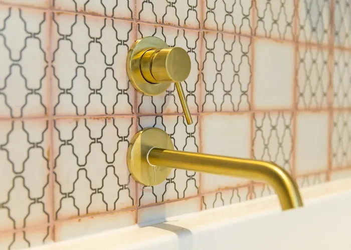 Dragon - * Harrogate